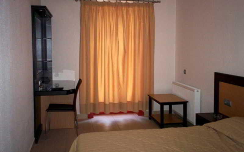 Aposperides Hotel Livadi  Zewnętrze zdjęcie