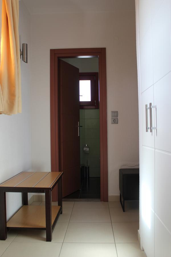 Aposperides Hotel Livadi  Zewnętrze zdjęcie